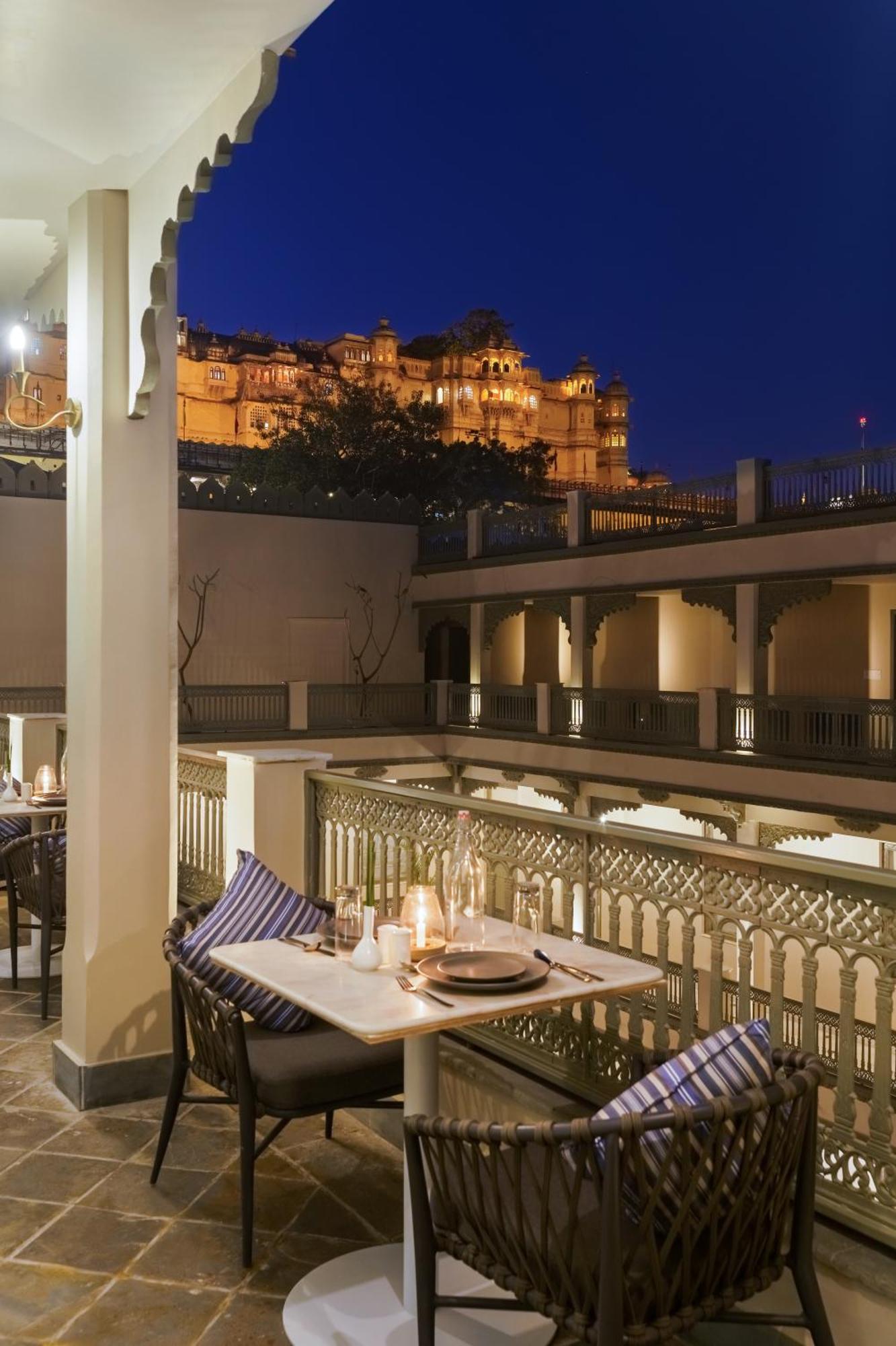 Manuscript - Jhilwara Haveli Hotel Udaipur Exterior photo