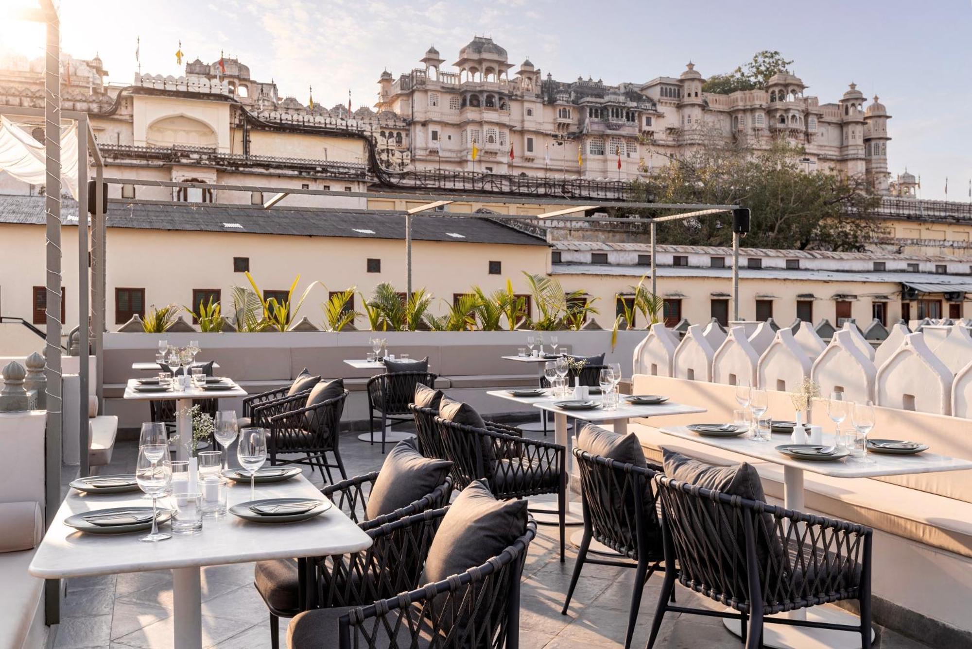 Manuscript - Jhilwara Haveli Hotel Udaipur Exterior photo