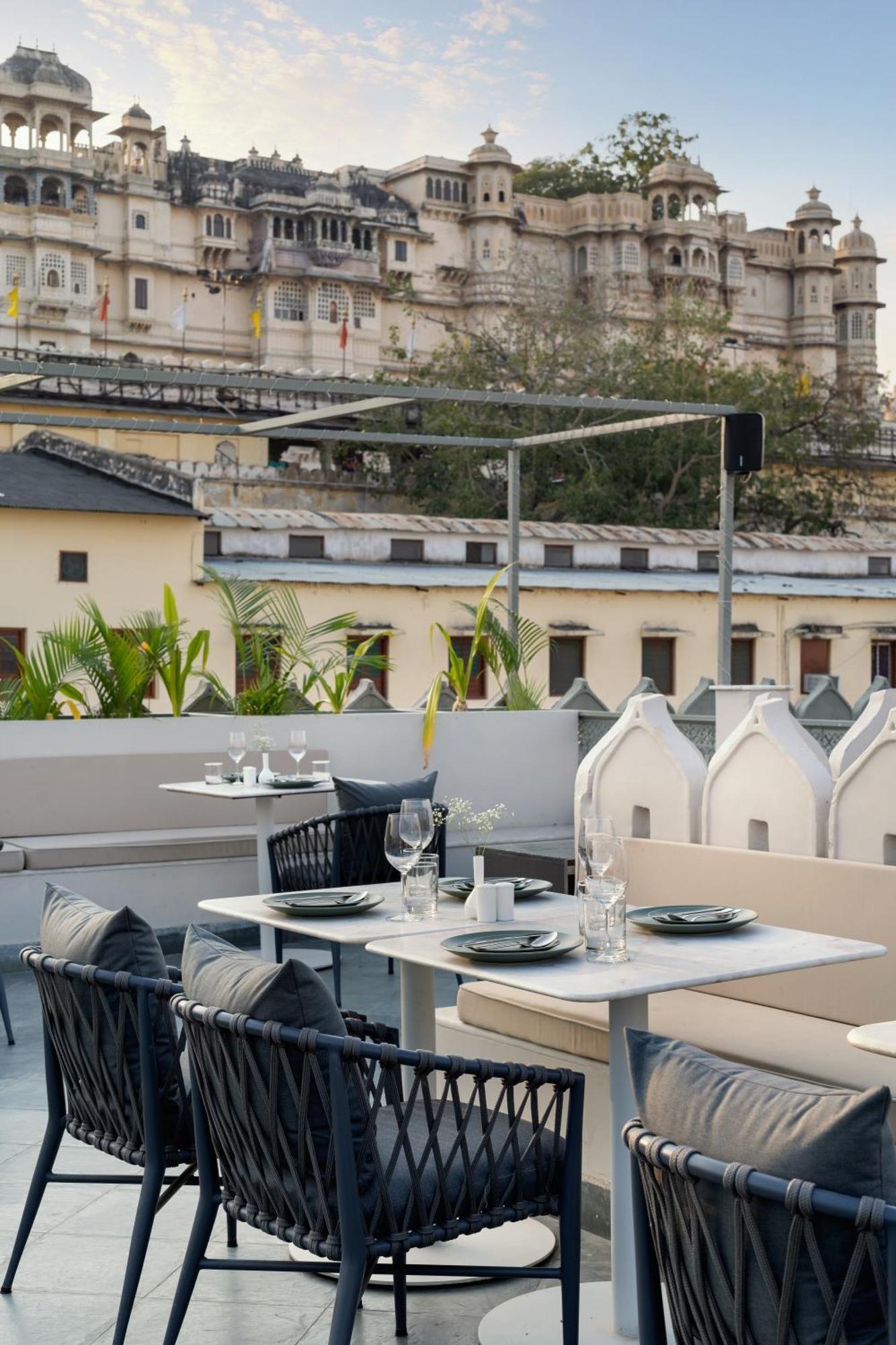 Manuscript - Jhilwara Haveli Hotel Udaipur Exterior photo